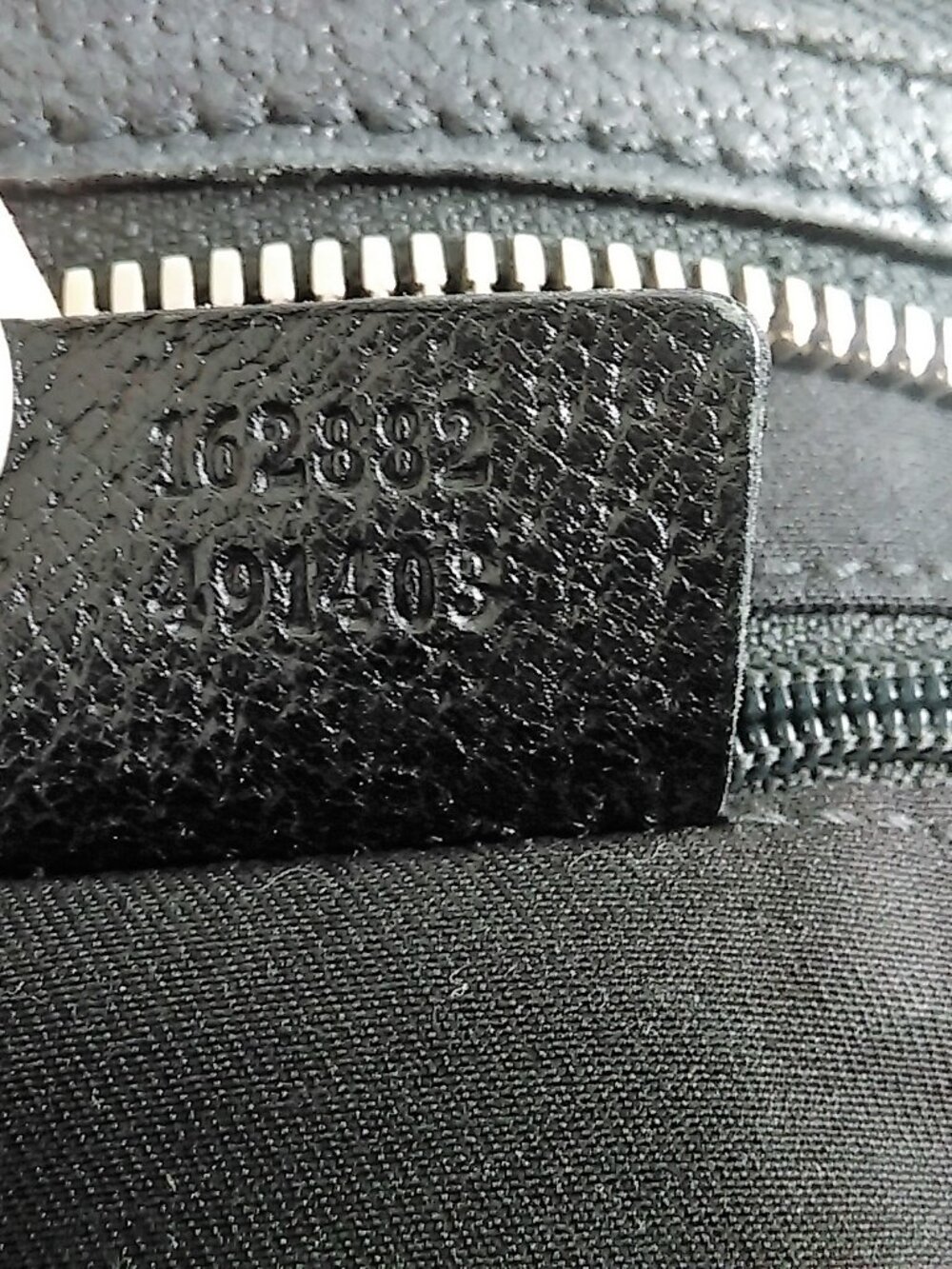Authentic Gucci Black Hobo Shoulder Bag - Picture 6 of 11